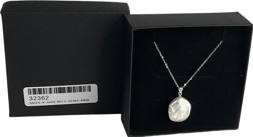 925 Sterling Silver necklace with Natural pearl pendant