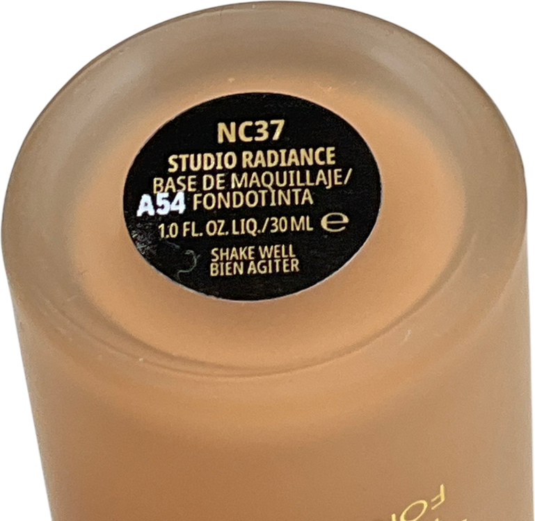 Macgraw Studio Radiance Serum Powered Foundation Nc37 30ml