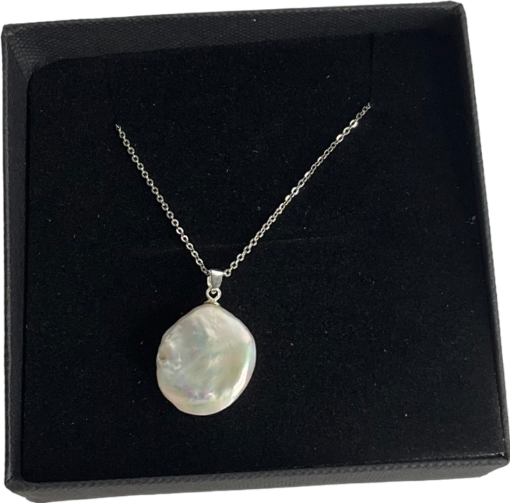 925 Sterling Silver necklace with Natural pearl pendant