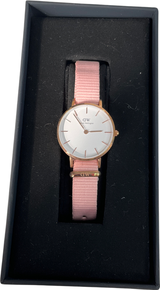 daniel wellington Pink Petite Rosewater Watch Boxed