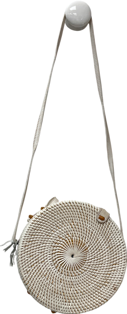 betsy & floss Beige Santorini Round Basket Bag One Size