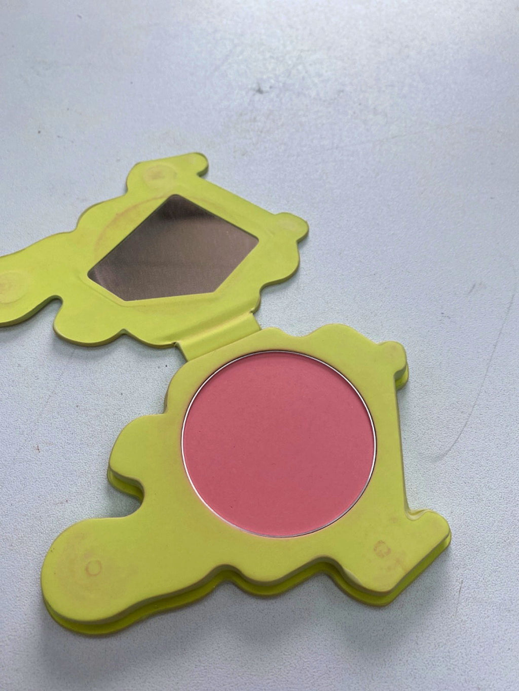 Mitchell BlurshPressso Blusher Milkshake