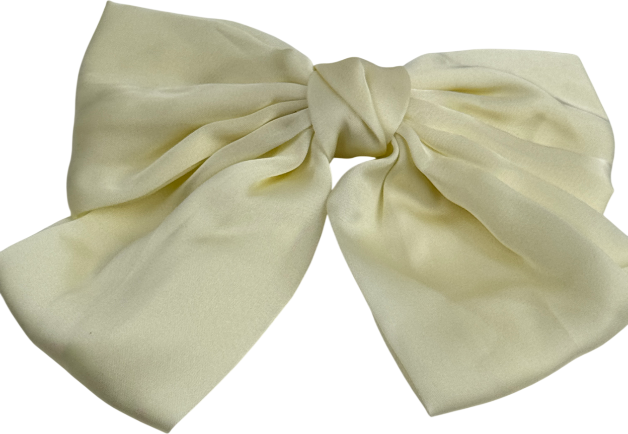 ANISA SOJKA Cream Satin Large Bow Hair Clip One Size