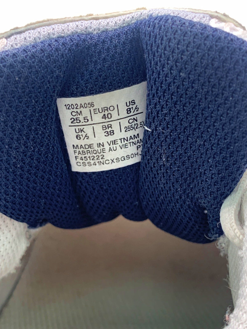 Asics White Gel-Kayano 14 Trainers UK 6.5