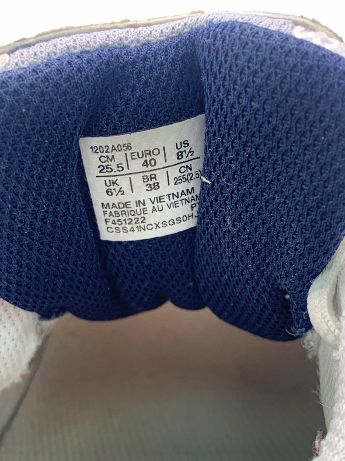 Asics White Gel-Kayano 14 Trainers UK 6.5