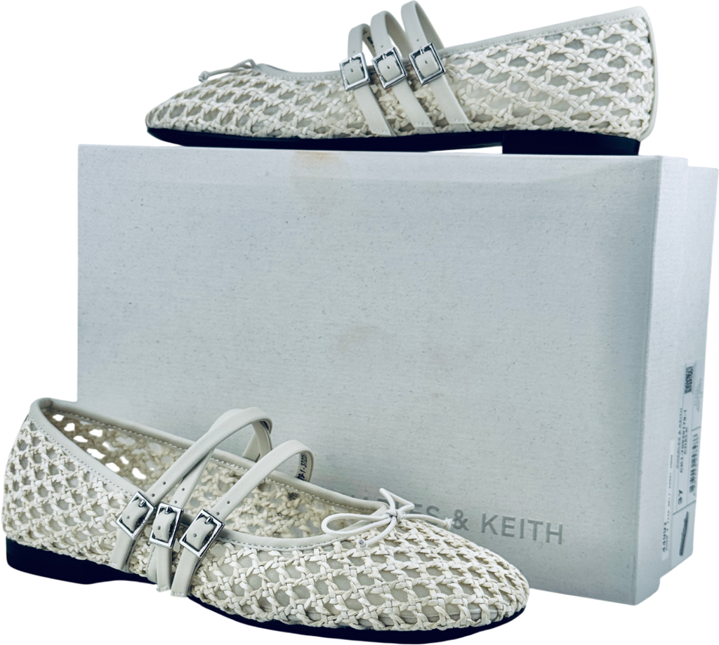 CHARLES & KEITH Woven Triple-strap Mary Janes - Chalk White UK 4 EU 37 👠