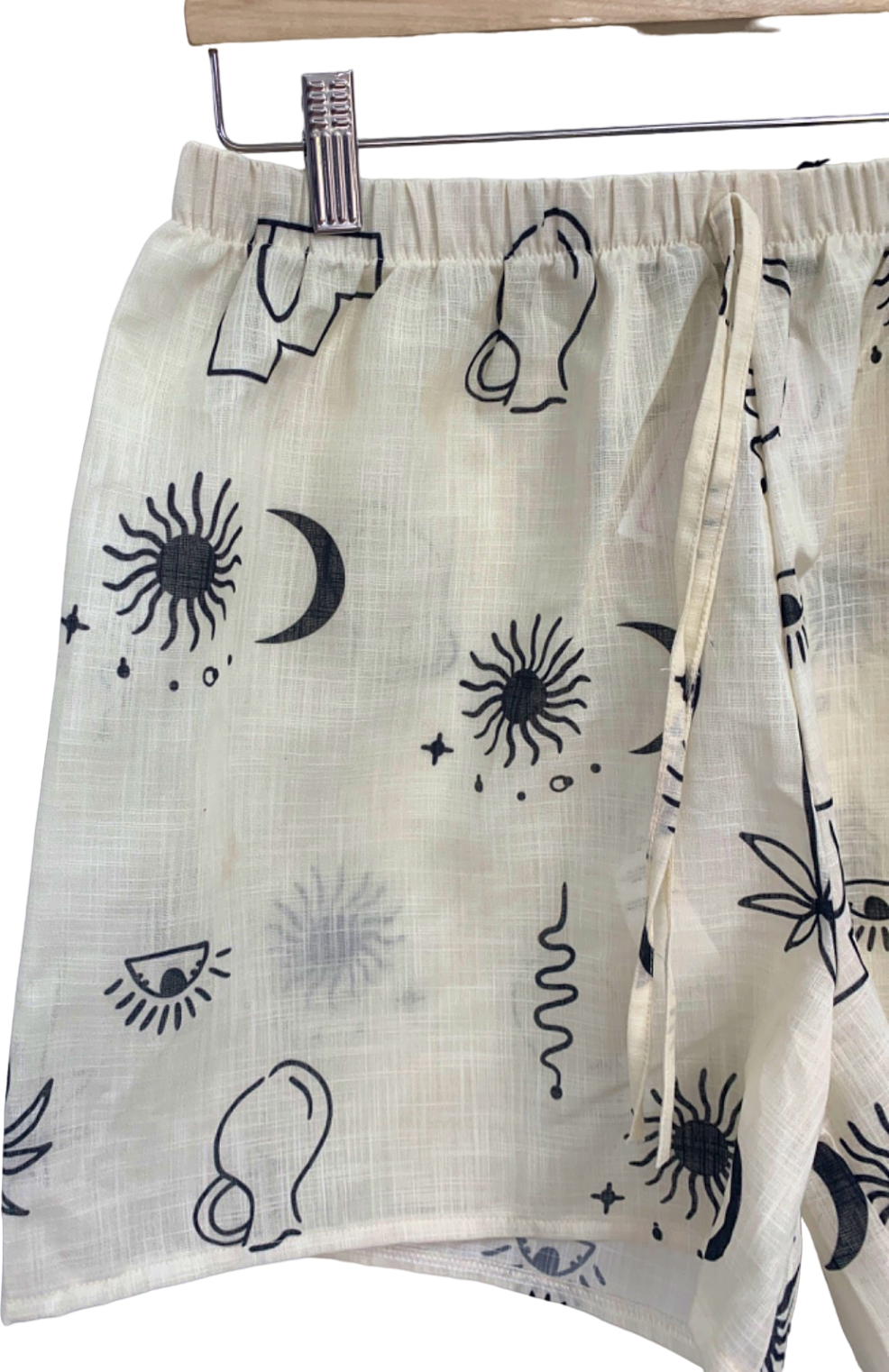 Nasty Gal Cream Print Drawstring Shorts M