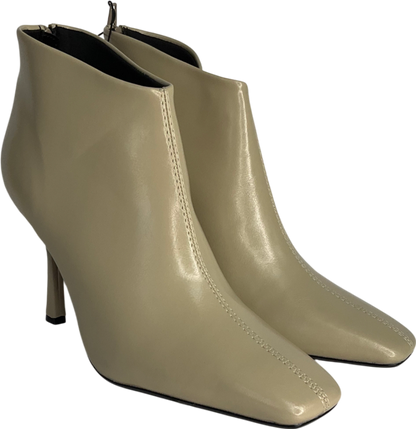 River Island Cream Boot Heels UK 7 EU 40 👠