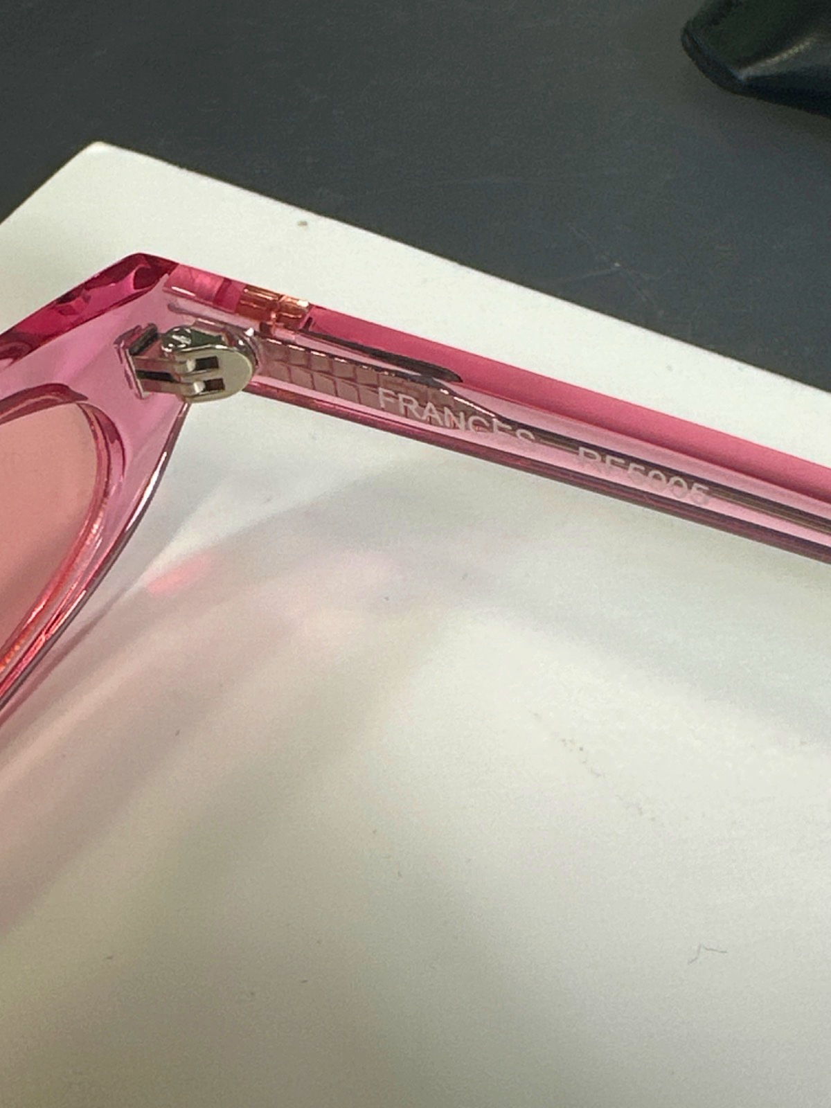 Roberi & Fraud Frances pink acetate Logo arm sunglasses