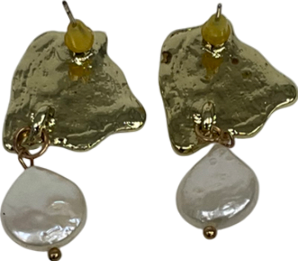 Metallic Golden Pearl Earrings