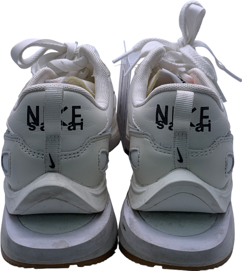 Cream Nike Sacai Trainers UK 6 EU 39 👠