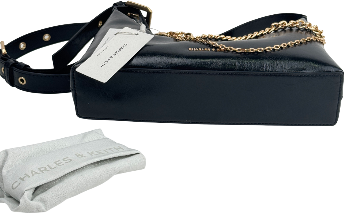 CHARLES & KEITH Black Atwood Chain-embellished Shoulder Bag - Noir