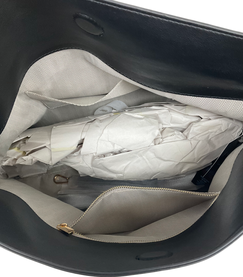 boohoo Black Scrunch Clutch With Handles