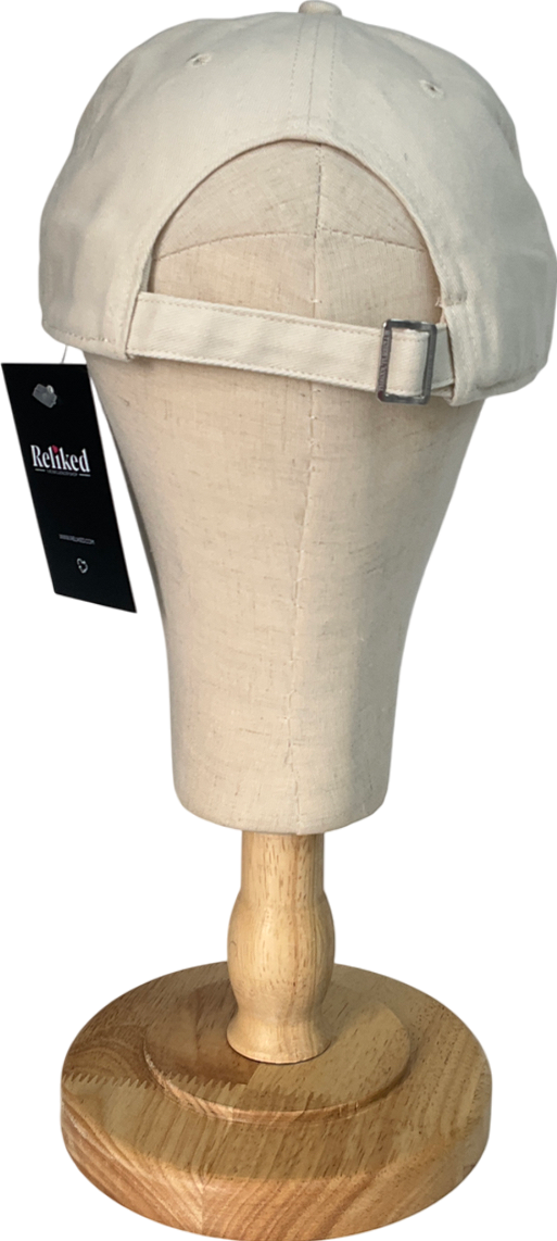 The Couture Club White Pilates & Pinot Cap One Size