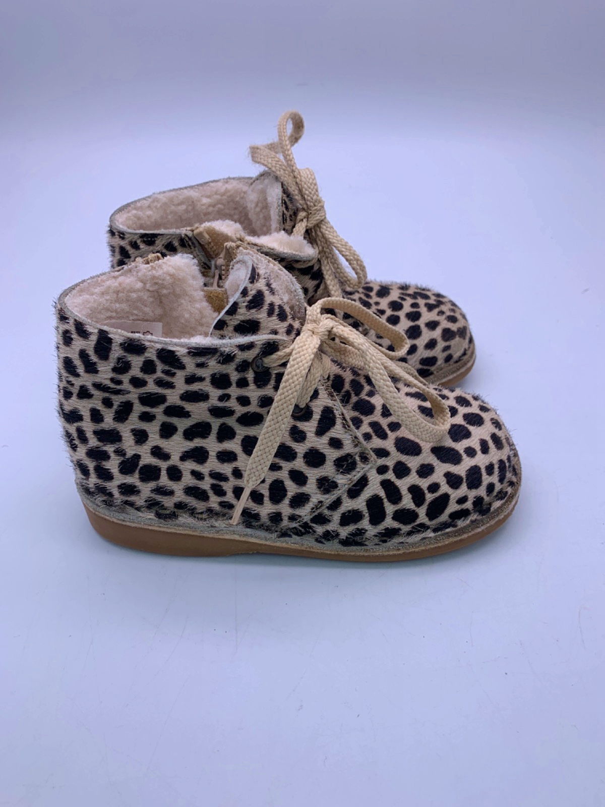 Papouelli White/Black Leopard Print Fur Lined Boots EU 26