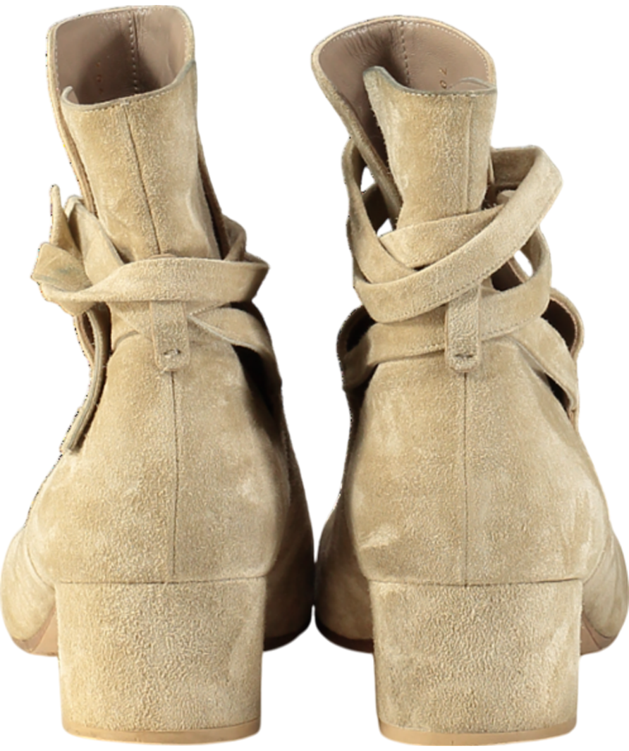 Gianvito Rossi Beige Suede Mid Heel Boots UK 9 EU 42 👠