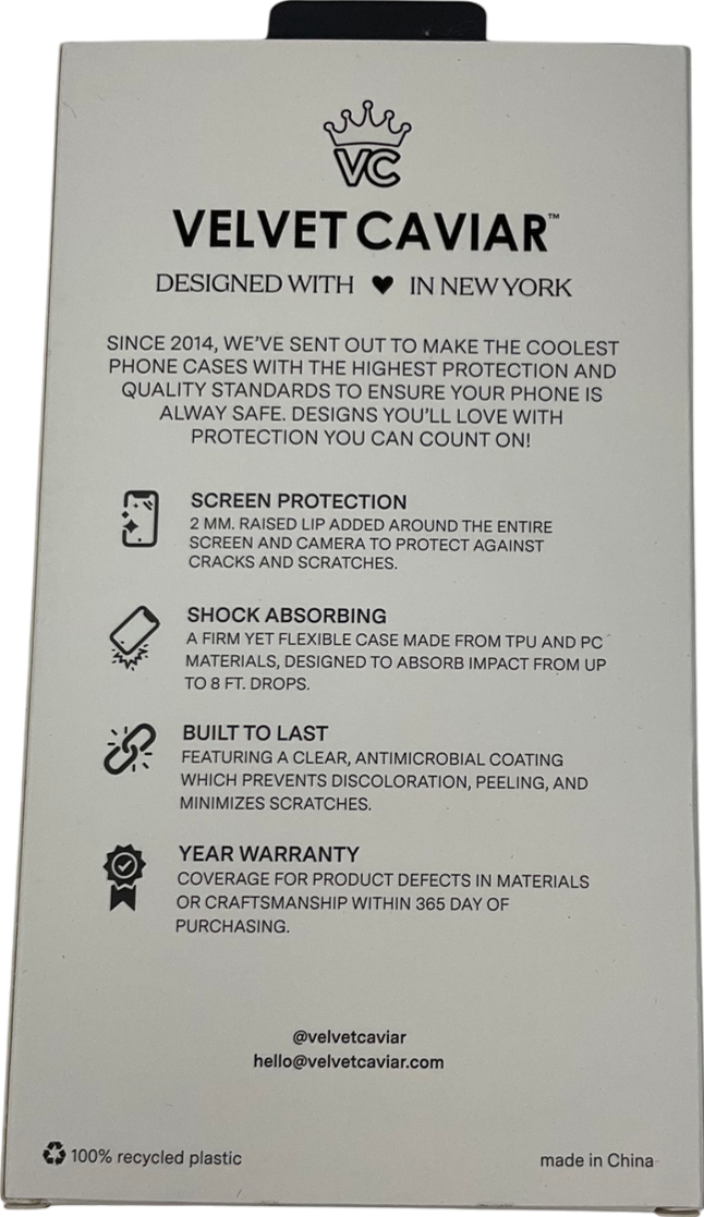 Velvet Caviar Black Vintage Roses I-phone Case - 16 Pro Max One Size