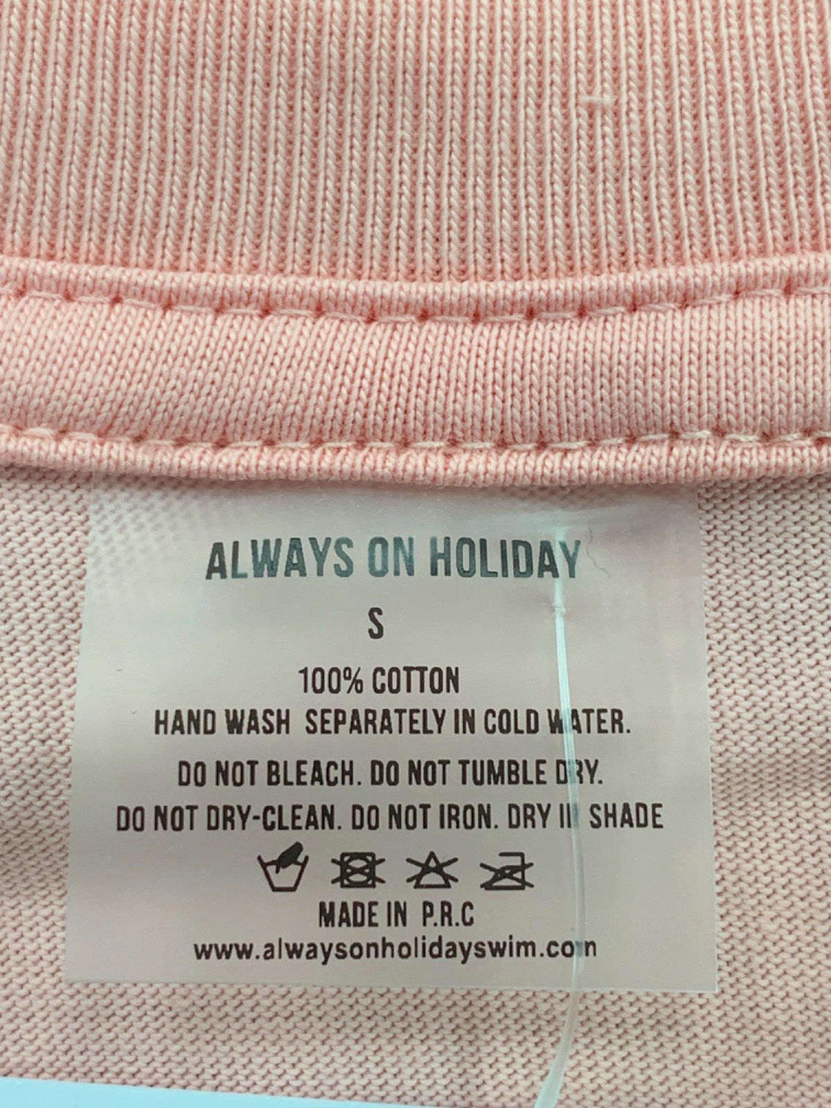 Always on Holiday Pink Graphic T-Shirt S