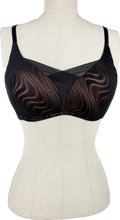 Triumph Black Shape Smart Ellipse Padded Bra Size 1- 32a UK 32A