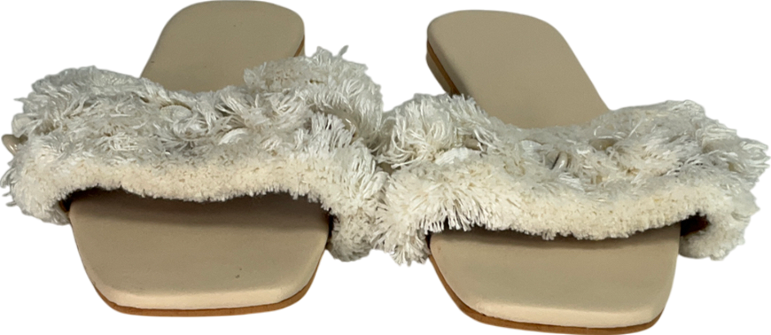 Beige Fluffy Backless Sandals With Shell Detailing UK 4 EU 37 👠