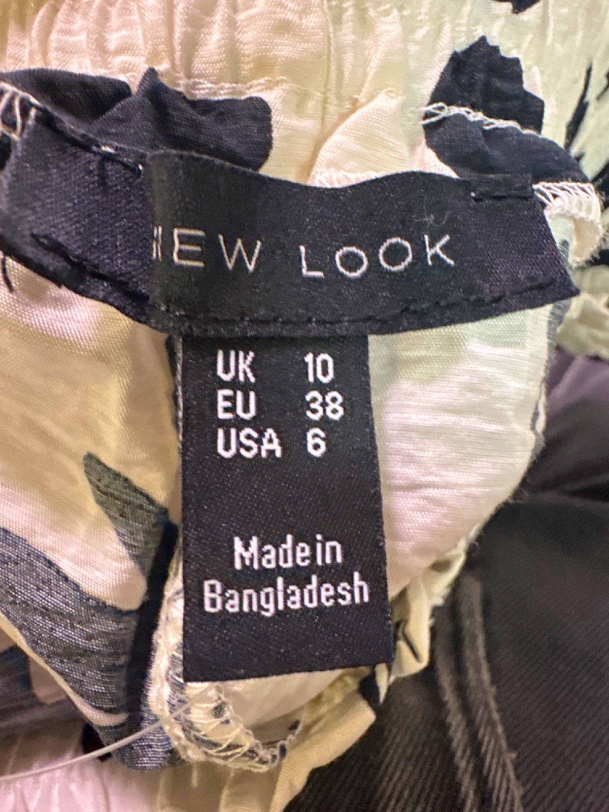 New Look Black and White Patterned Shorts UK 10