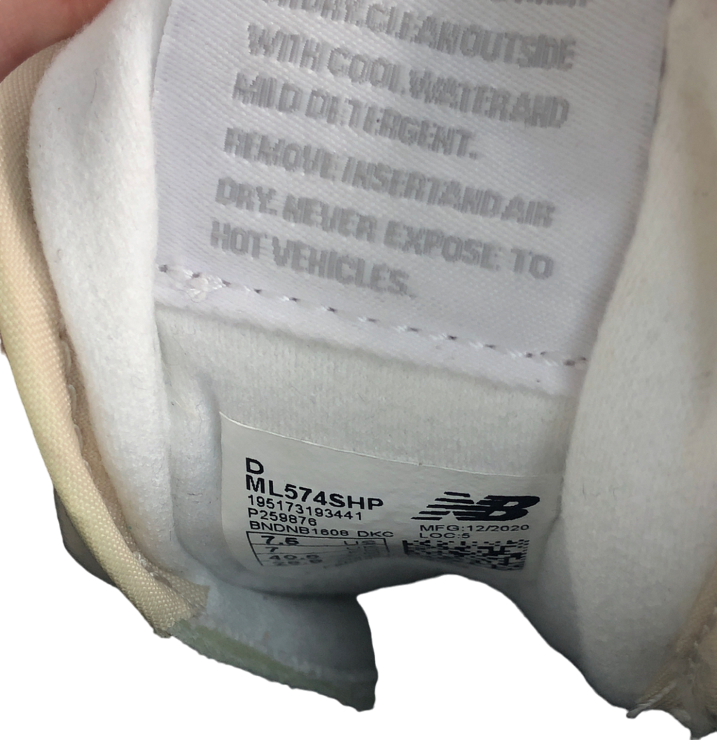 New Balance 574 Shoes Black Olive Mushroom UK 7 EU 41 👞