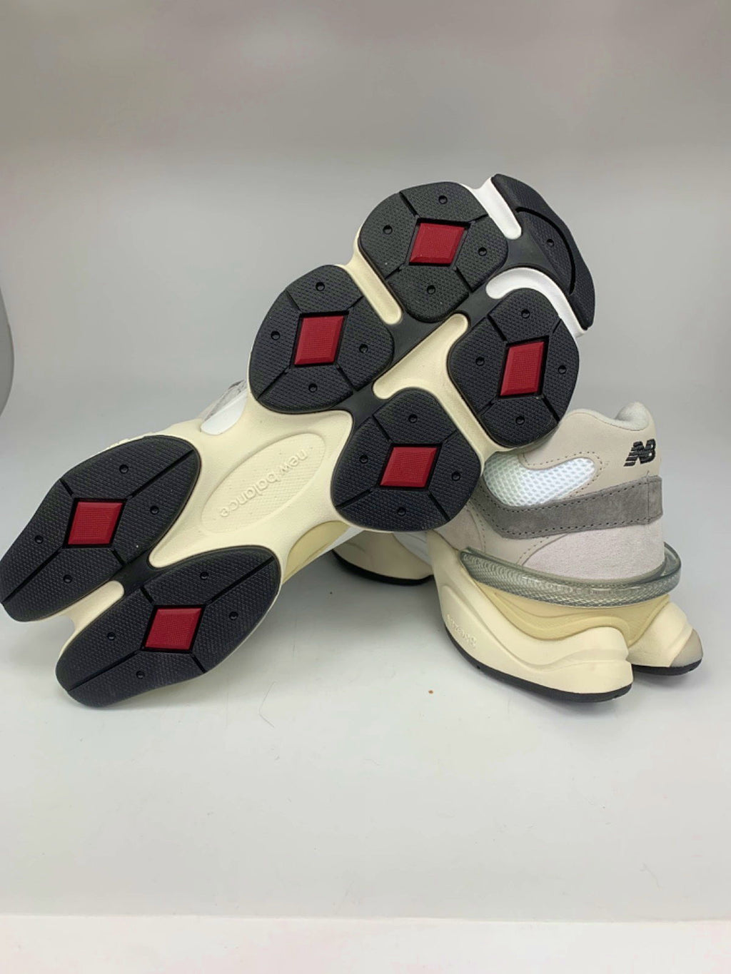 New Balance Grey 9060 Trainers UK 6