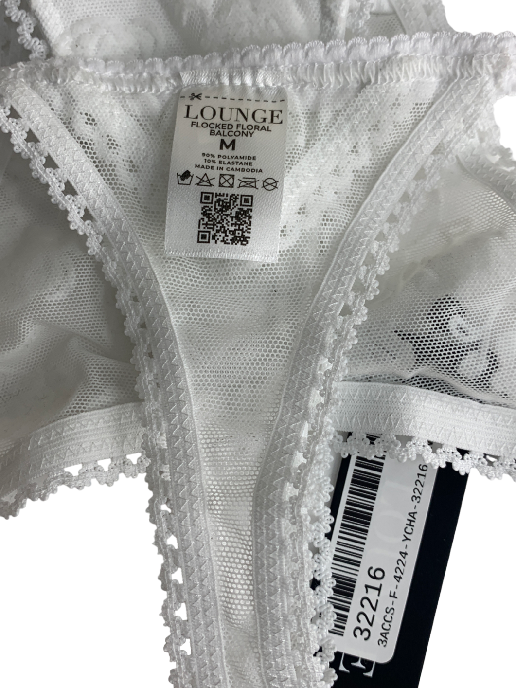 Lounge Underwear White Flirt G-string UK M