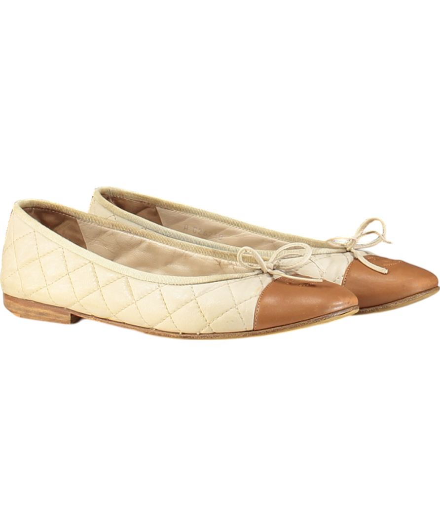 Chanel Beige / Tan Quilted CC Logo Ballet Flats UK 5 EU 38 👠
