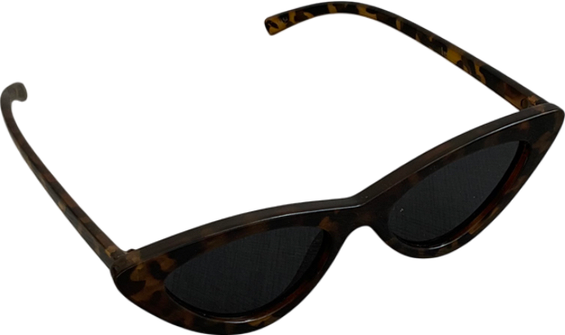 Leia Brown Catseye Sunglasses In Case One Size