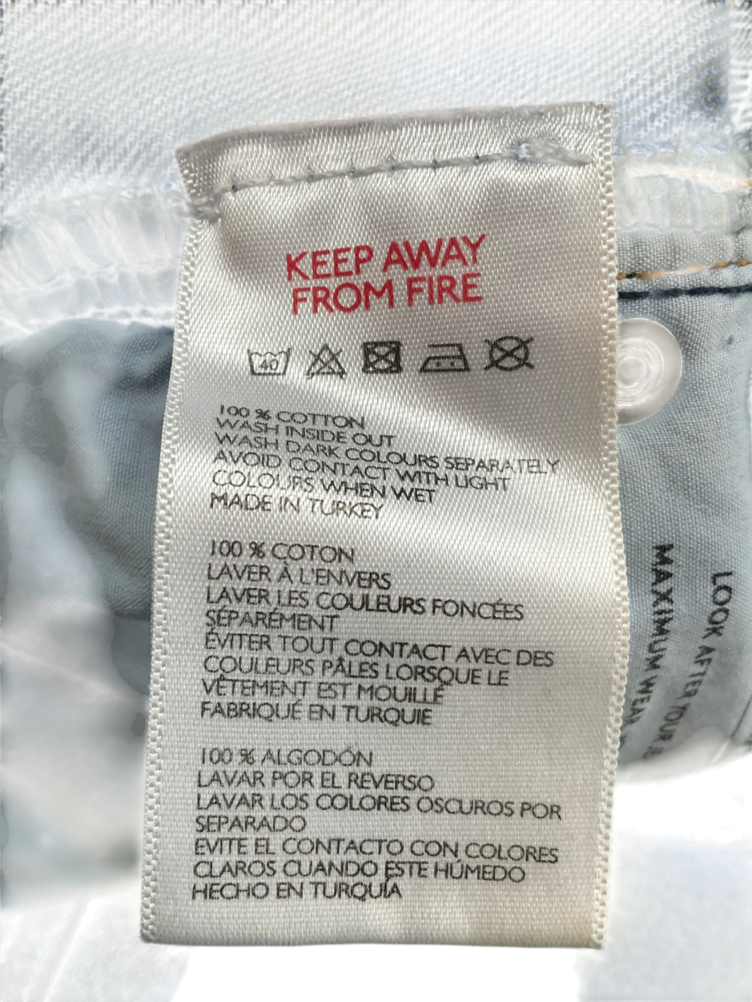 Urban Outfitters Blue Mom Jeans W26