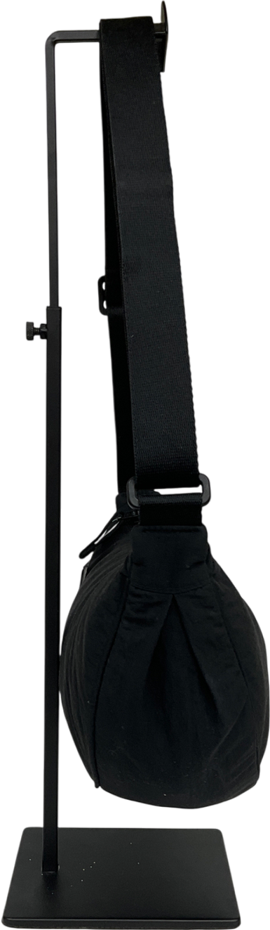 uni qlo Black Round Mini Shoulder Bag One Size