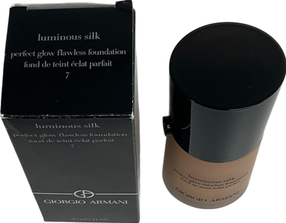 Giorgio Armani beauty Luminous Silk Foundation 7 30ml