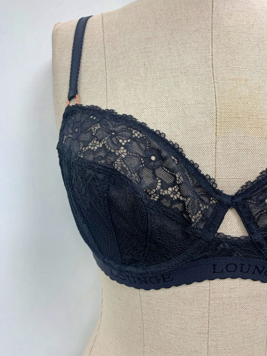 Lounge Black Flair Balcony Bra 34E