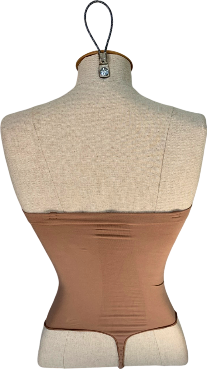 SKIMS Sienna Seamless Sculpt Strapless Thong Bodysuit UK S