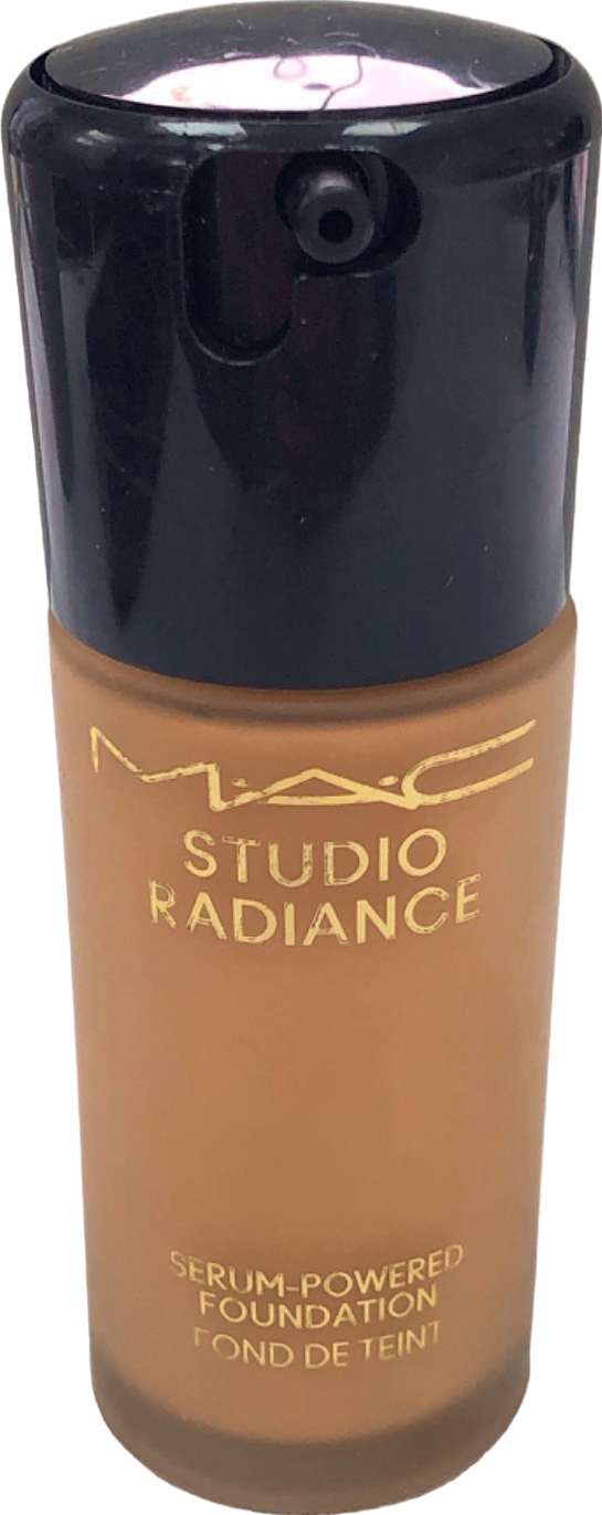 MAC Studio Radiance Serum-Powered Foundation NC20 30ml
