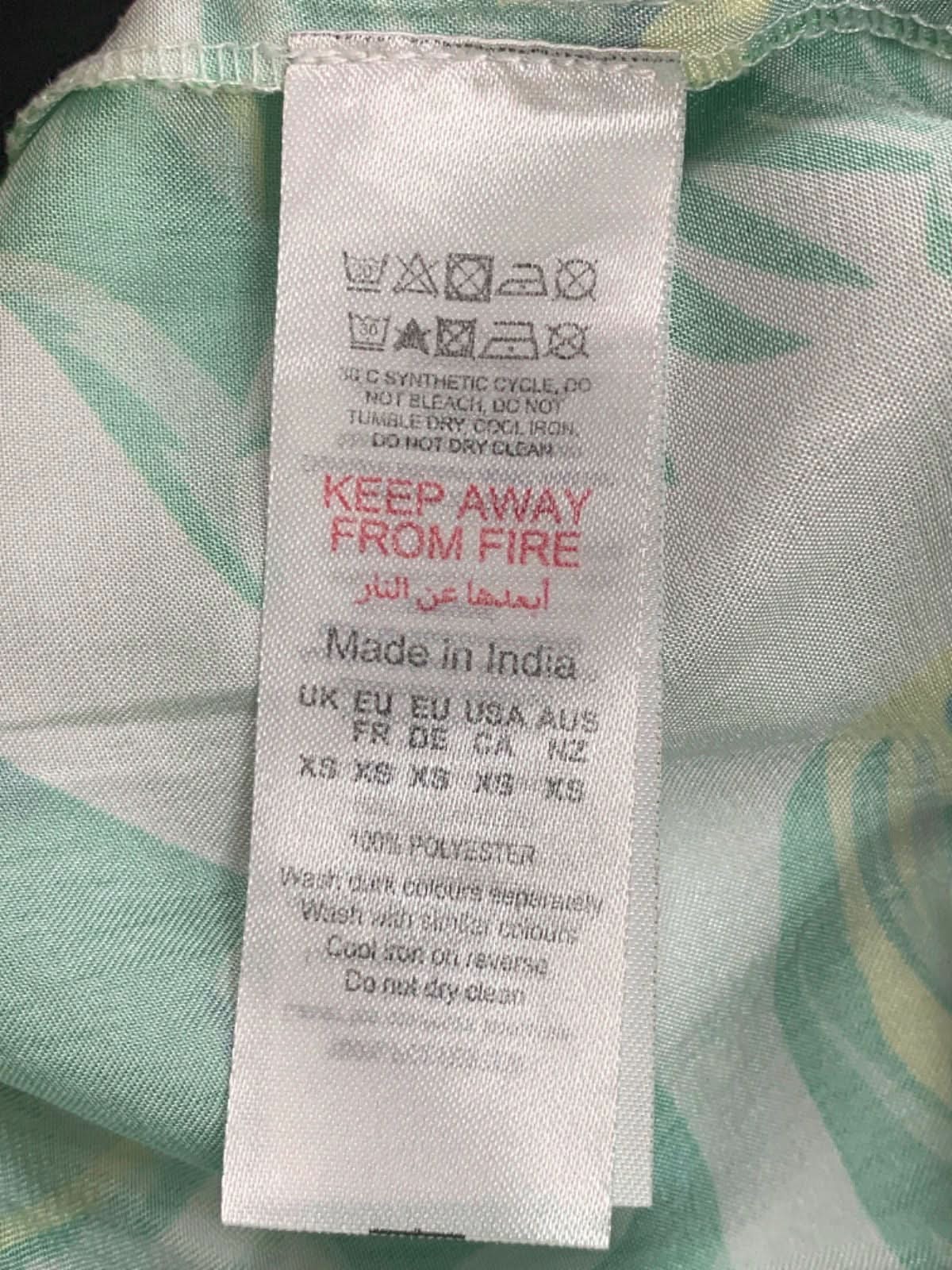 PRETTYLITTLETHING Green Tropical Pyjama Set XS