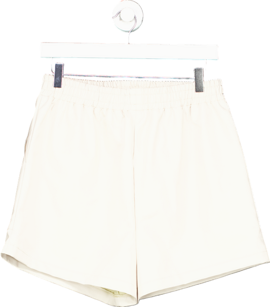 PrettyLittleThing White Shorts UK 8