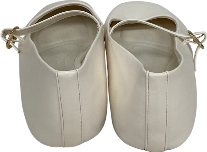 Stradivarius Cream Wide Fit Minimal Baller Shoe Off White UK 6 EU 39 👠