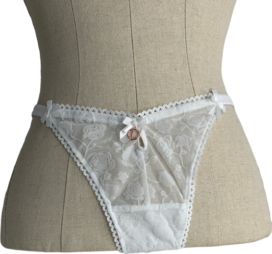 Lounge Underwear White Flirt G-string UK M