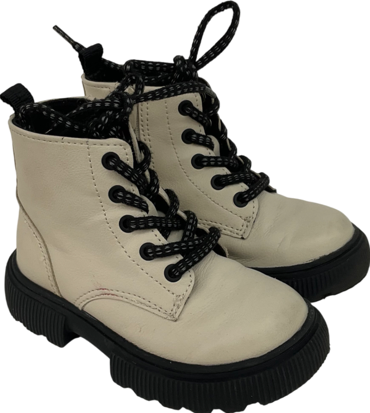 ZARA Cream Chunky Lace Up Ankle Boots UK 6 EU 23 👼