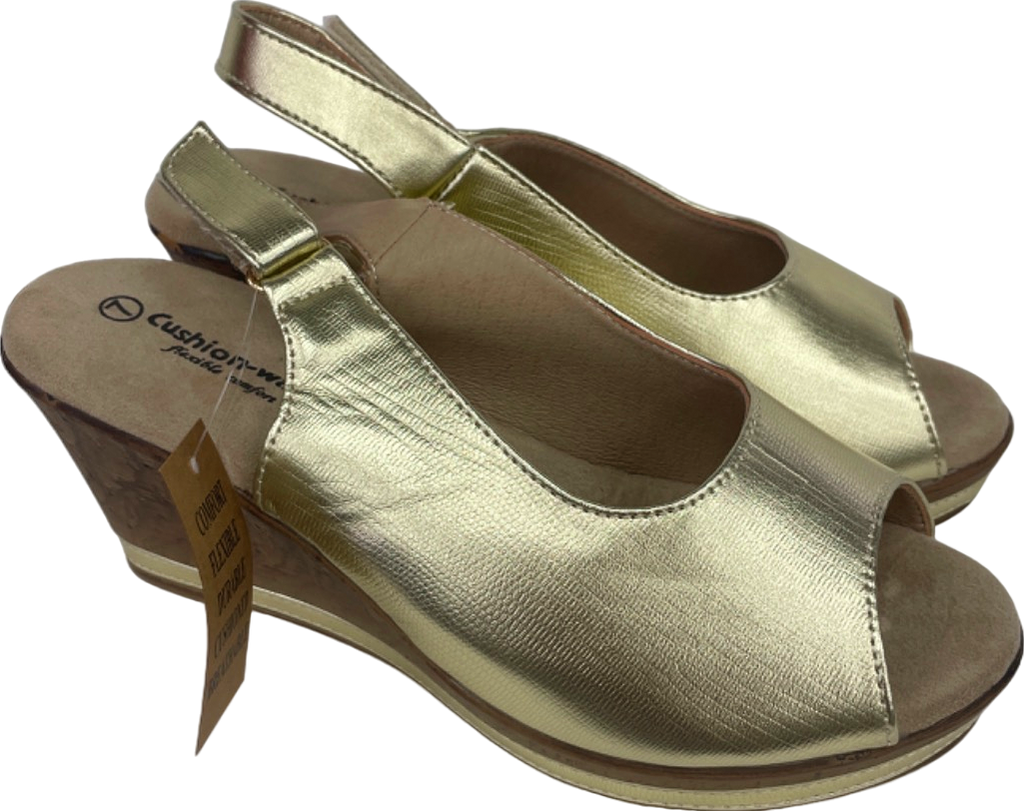 Cushion Walk flexible Comfort padded Gold Wedge Heel Sandals EU 40 UK 7