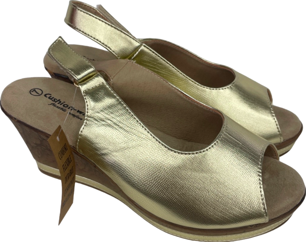 Cushion Walk flexible Comfort padded Gold Wedge Heel Sandals EU 40 UK 7