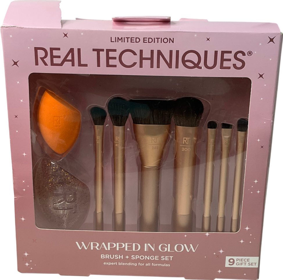 Real Techniques Wrapped In Glow Brush And Sponge One size