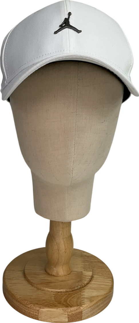 Nike White Club Cap Adjustable Unstructured Baseball Cap