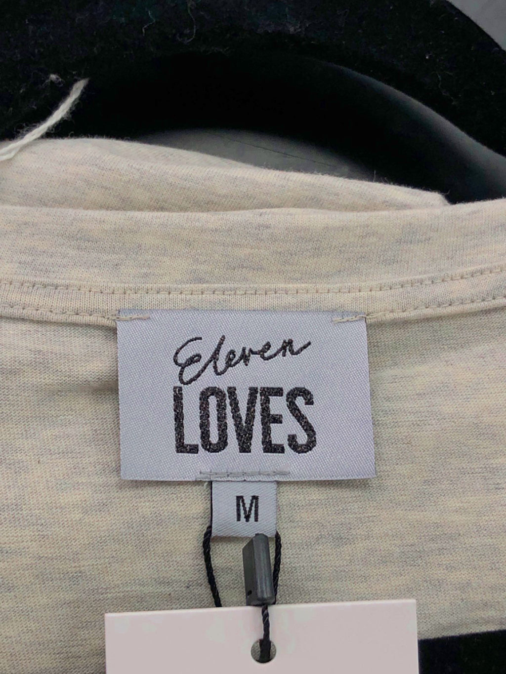 Eleven Loves Beige The Perfect V-Neck T-Shirt M