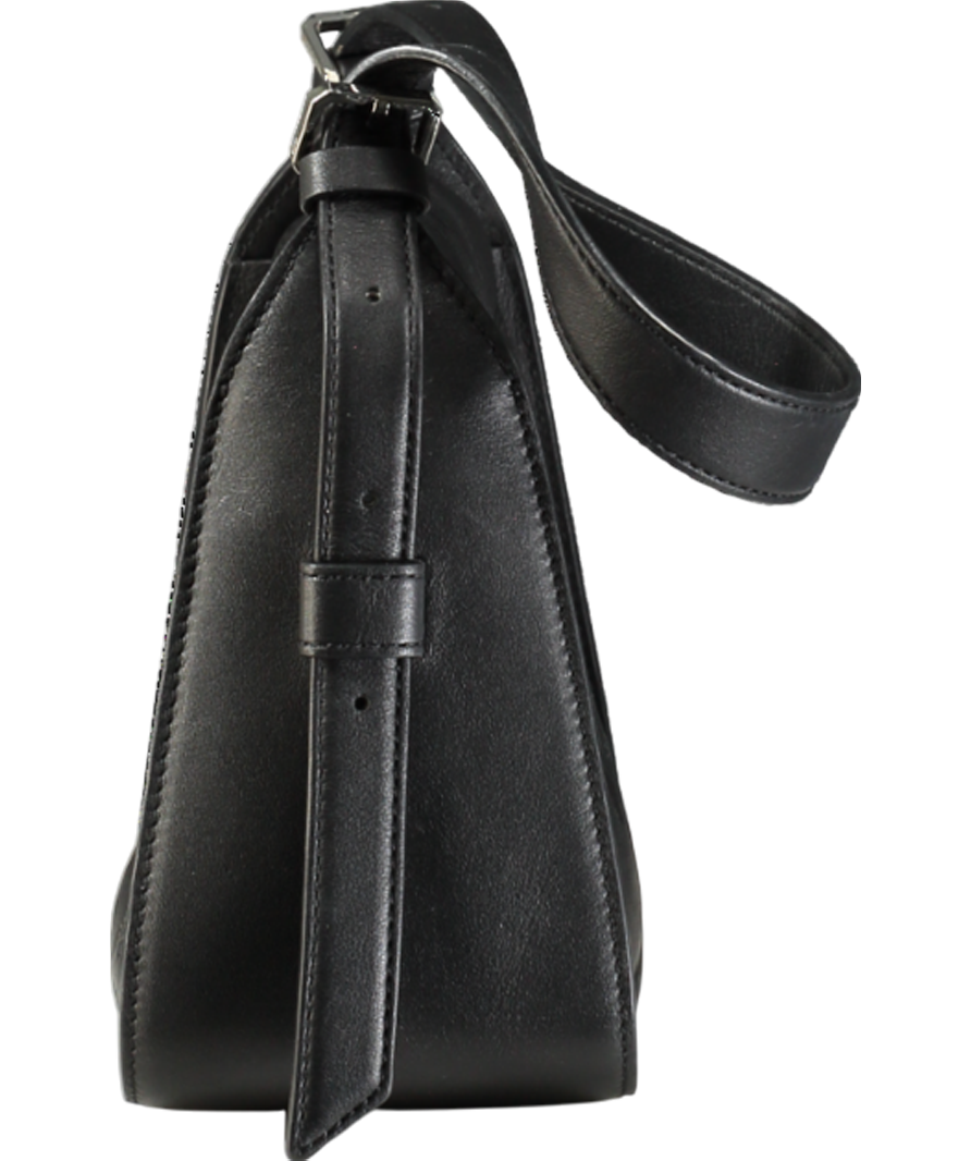 MCM Black Aren Leather Shoulder Bag Crossbody Bag One Size