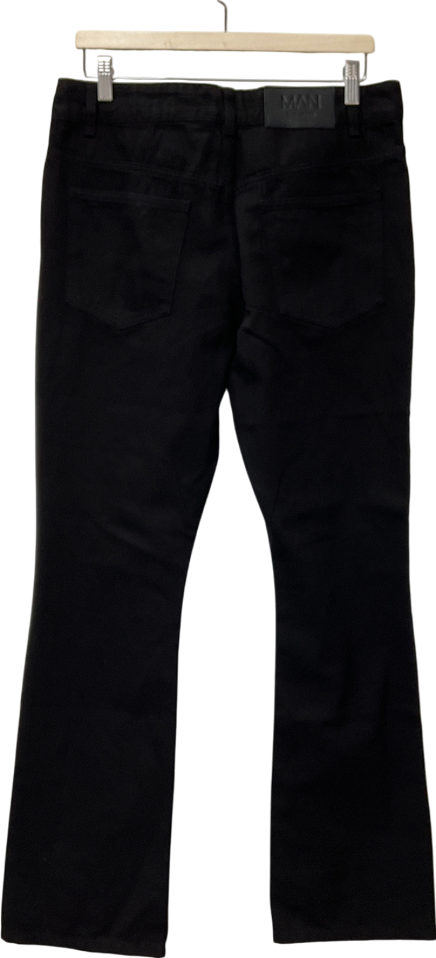 boohooMan Black Relaxed Rigid Flare Jean W32