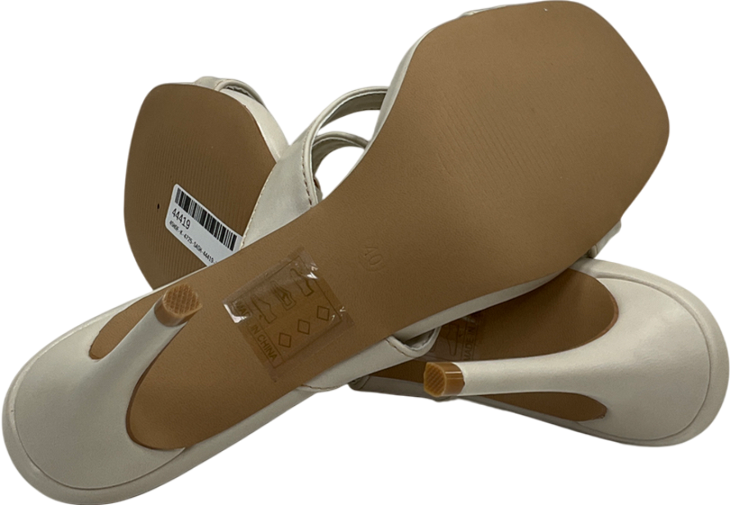 Meshki Cream Jodie High Heel With Hardware - Ivory UK 7 EU 40 👠