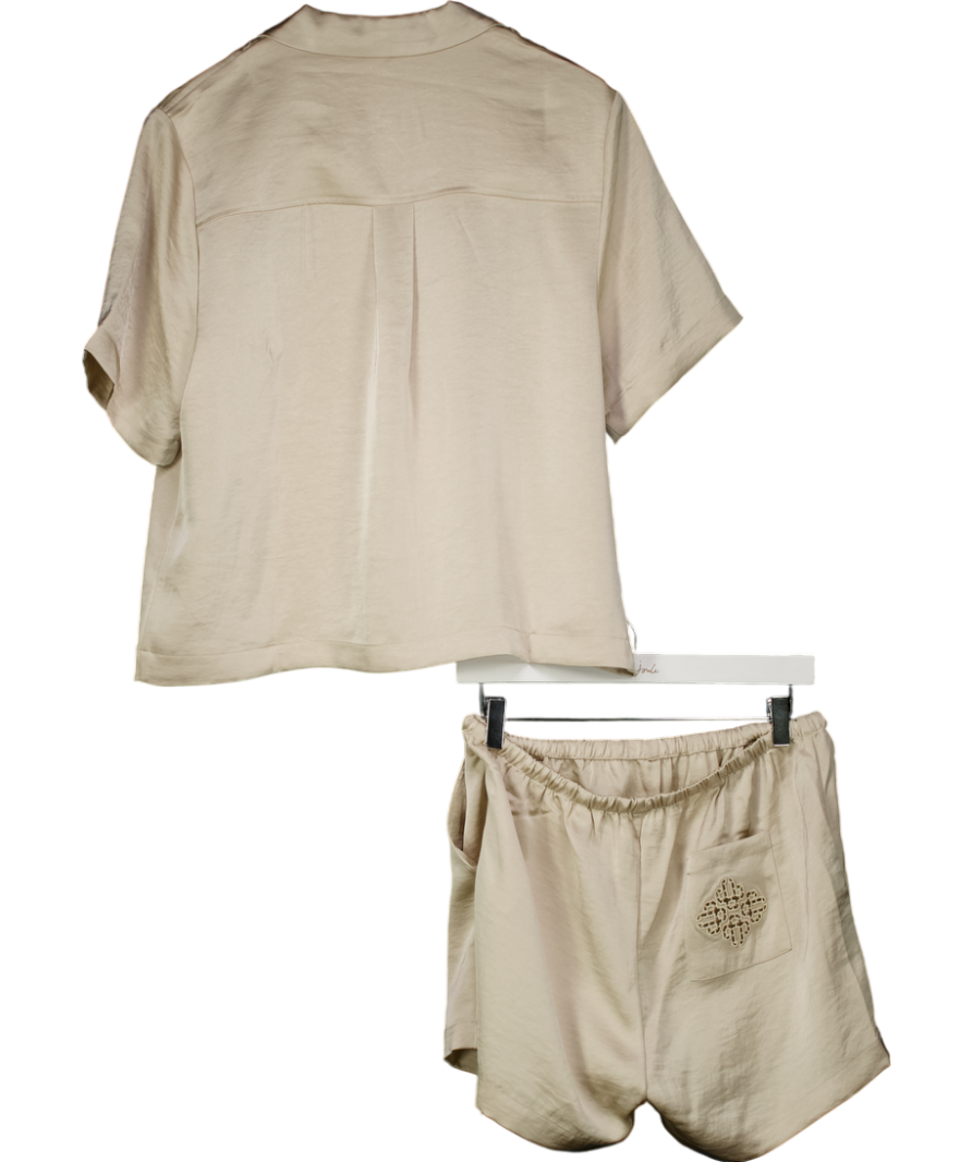 The Couture Club Cream Satin Short Sleeve Emblem Set UK 12